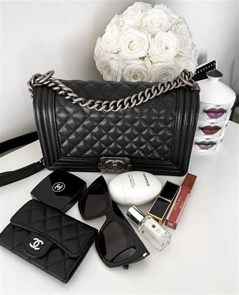 how to buy chanel boy bag|chanel boy bag second hand.